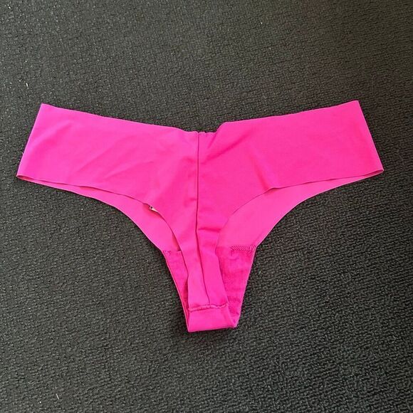 VS Victoria Secret fuchsia thong string bottom panty women’s M new - Picture 5 of 6